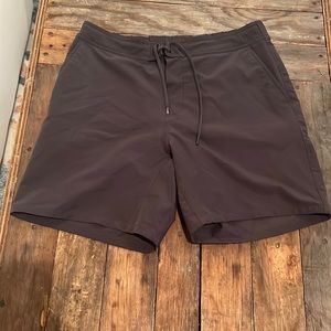 Ten Thousand Foundation Short Charcoal Large 7”